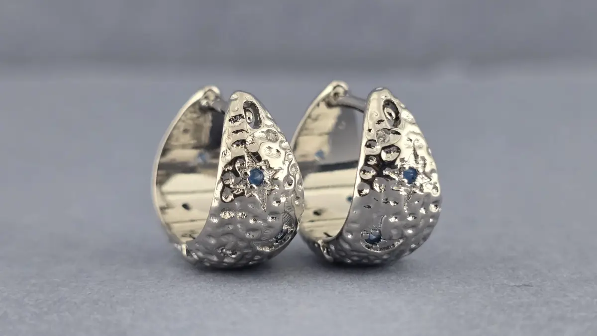 925 Sterling Silver Celestial Hammered Huggie Hoop Earrings Blue Star S925