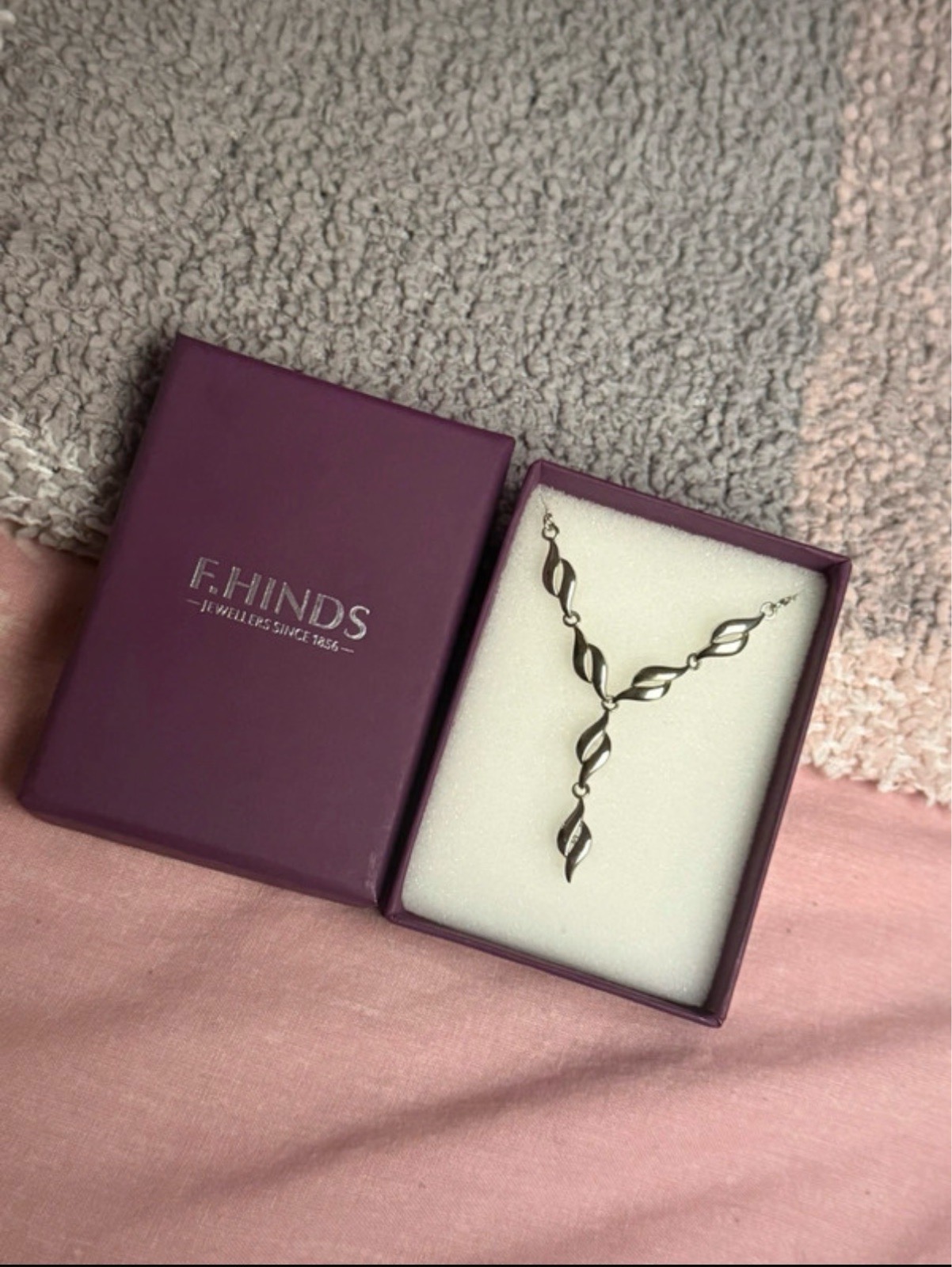 diamond silver double wave  necklace