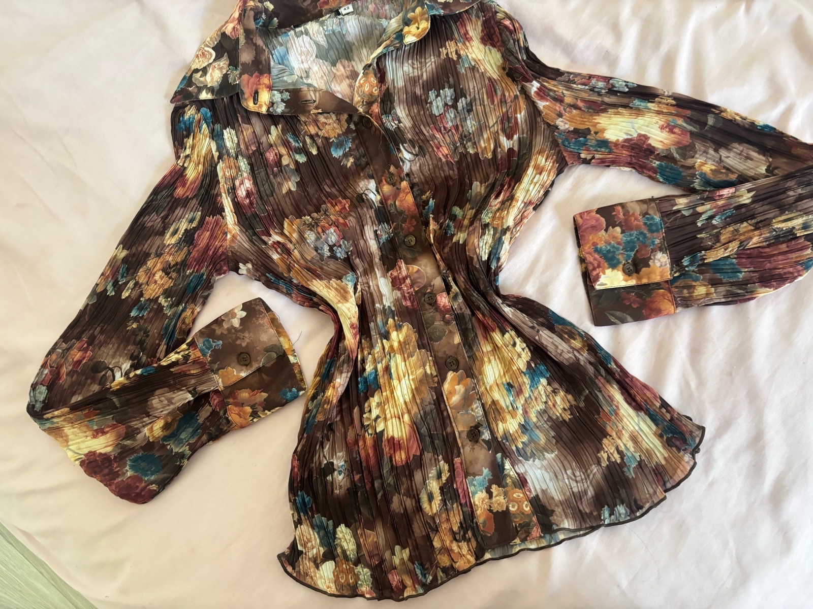 Vintage Brown Floral Plissé Shirt | UK 14 | Long Sleeve Sheer Button Front Blouse