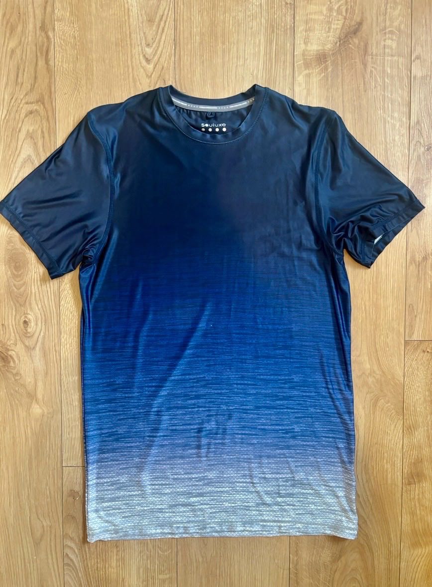 Souluxe Men’s Navy Grey Ombre Sports T‑Shirt | Size S | Lightweight Activewear