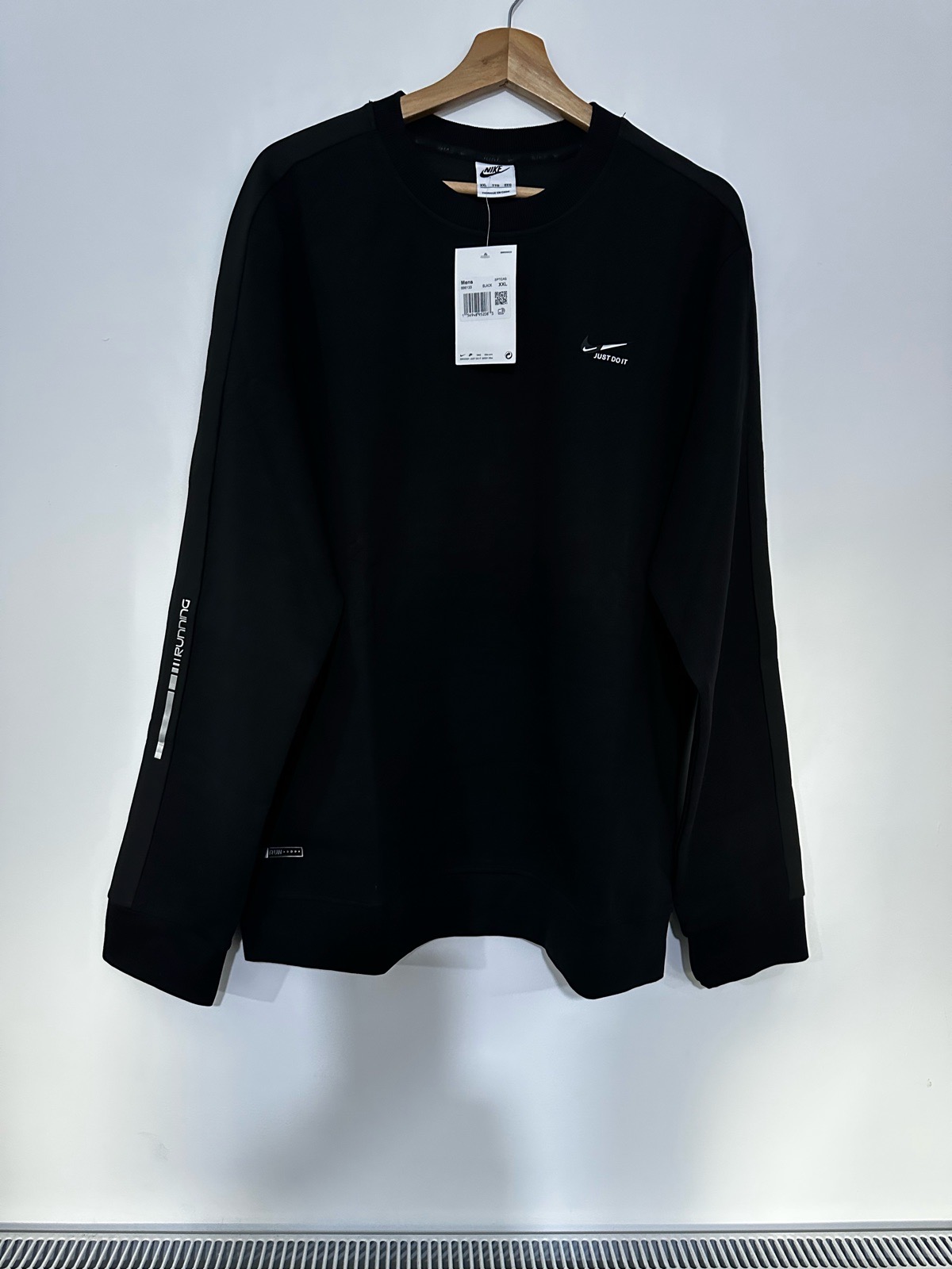 Nike Black man’s sweatshirt size 2XL