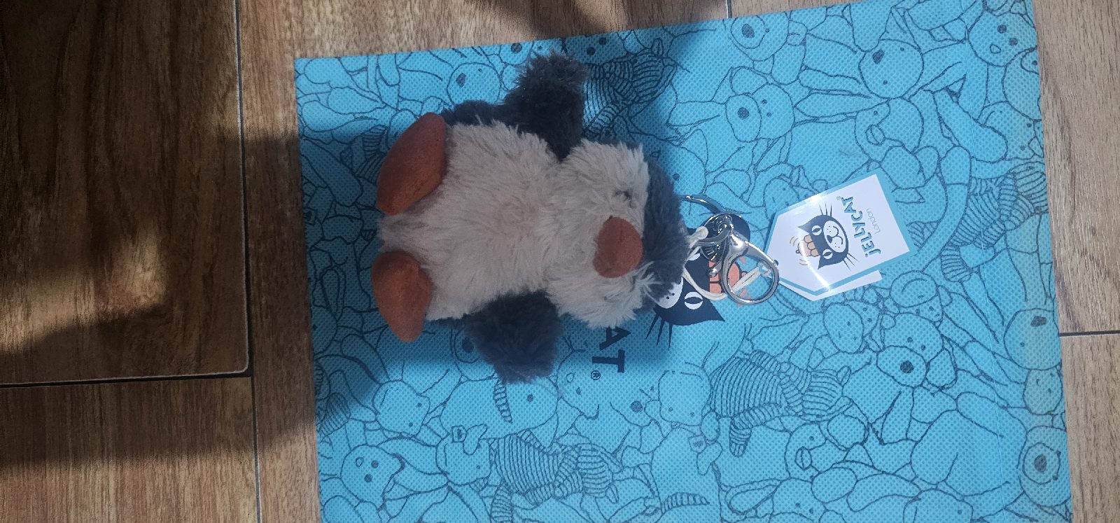New jellycat pengiun bag charm with tags