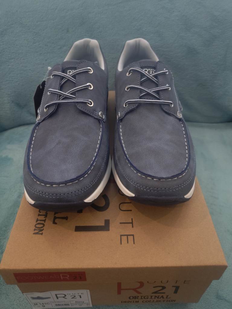 Mens navy casual lace up shoe size 9