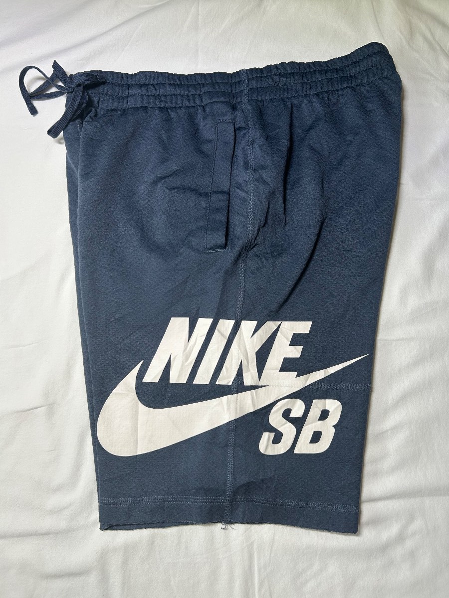 Nike SB Dri-FIT Grey Sports Shorts Men’s Medium Gym Running Casual