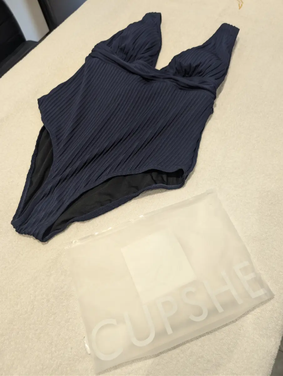Cupshe swimsuit RRP £30
