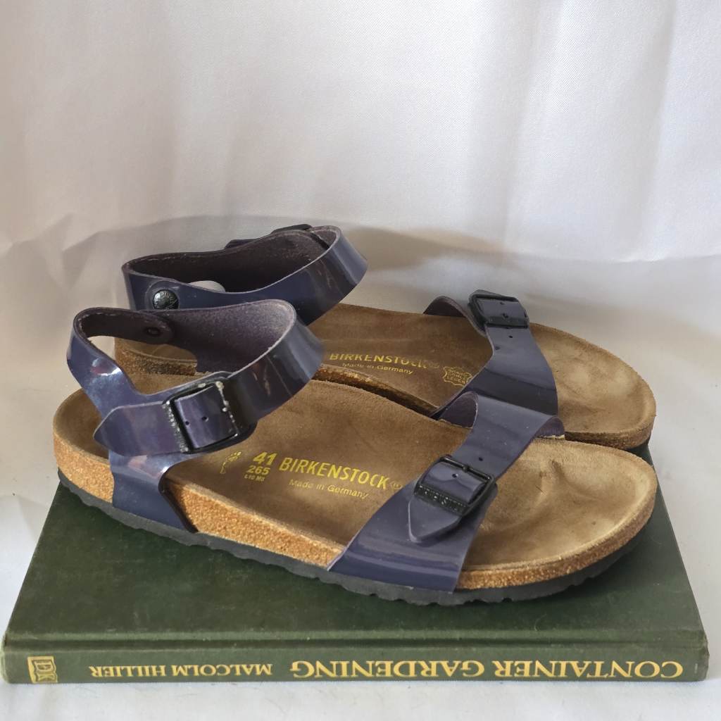 Birkenstock yara sandals purple patent size 41/uk7