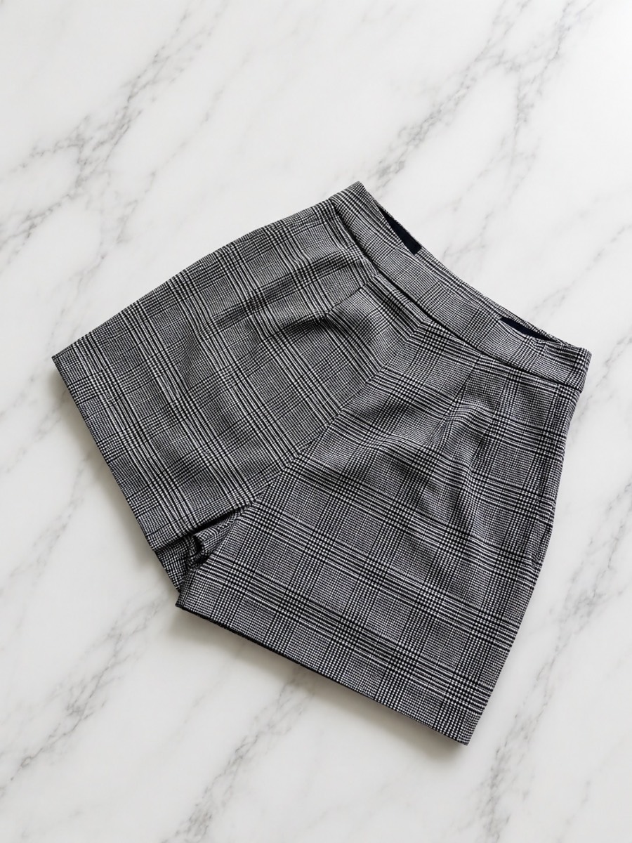 Lipsy London Grey Prince of Wales Check Tailored Shorts High Waist Smart Casual Office Wear Size 8