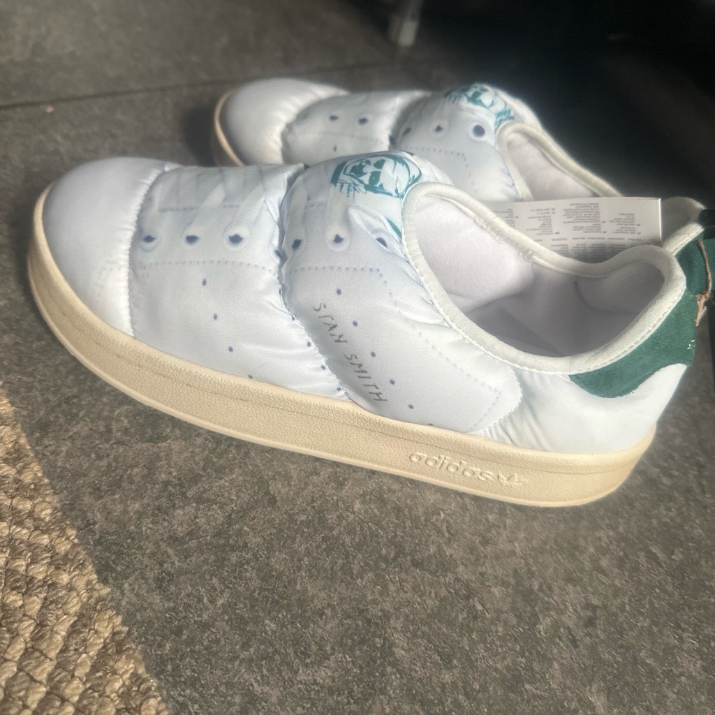 Adidas puffylette shoes