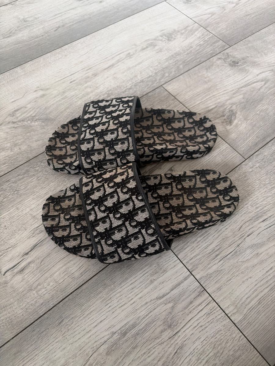 Women’s monogram sliders Uk4