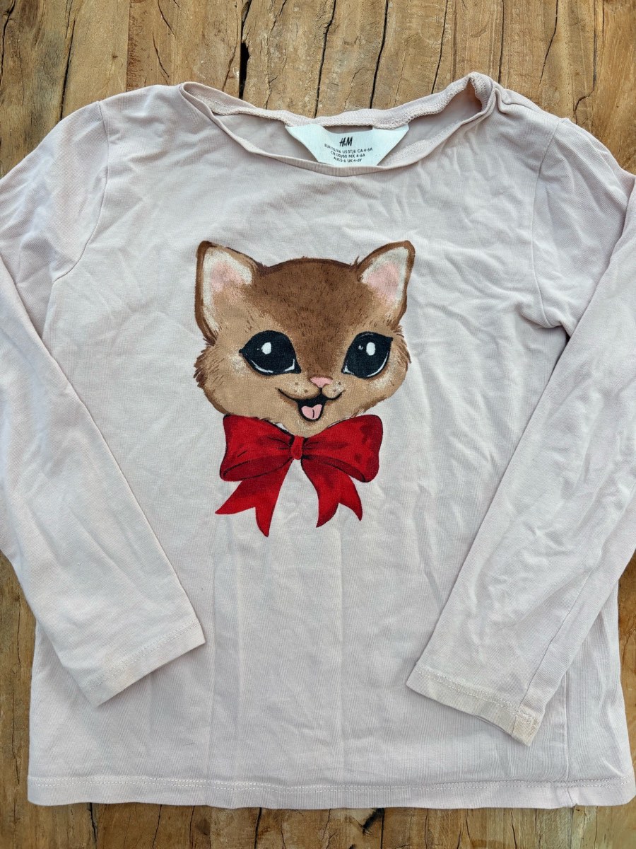 H&M | long sleeved cat t-shirt | size 5