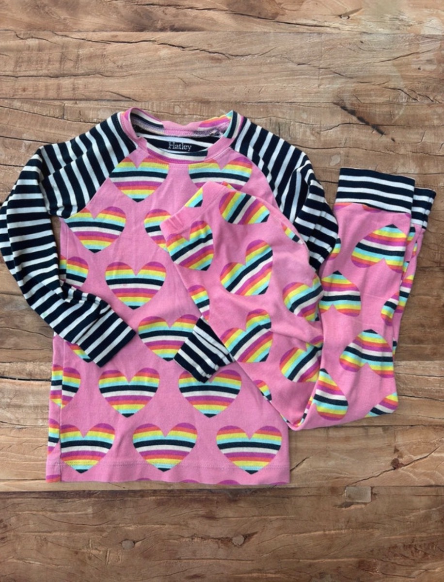Hatley | rainbow heart pyjama set | size 3-4