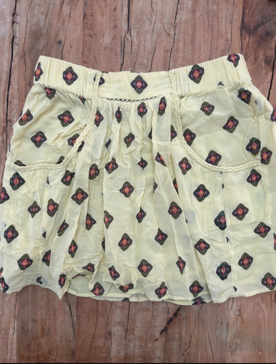 Hoss Intropia | yellow patterned skirt | size 6-8