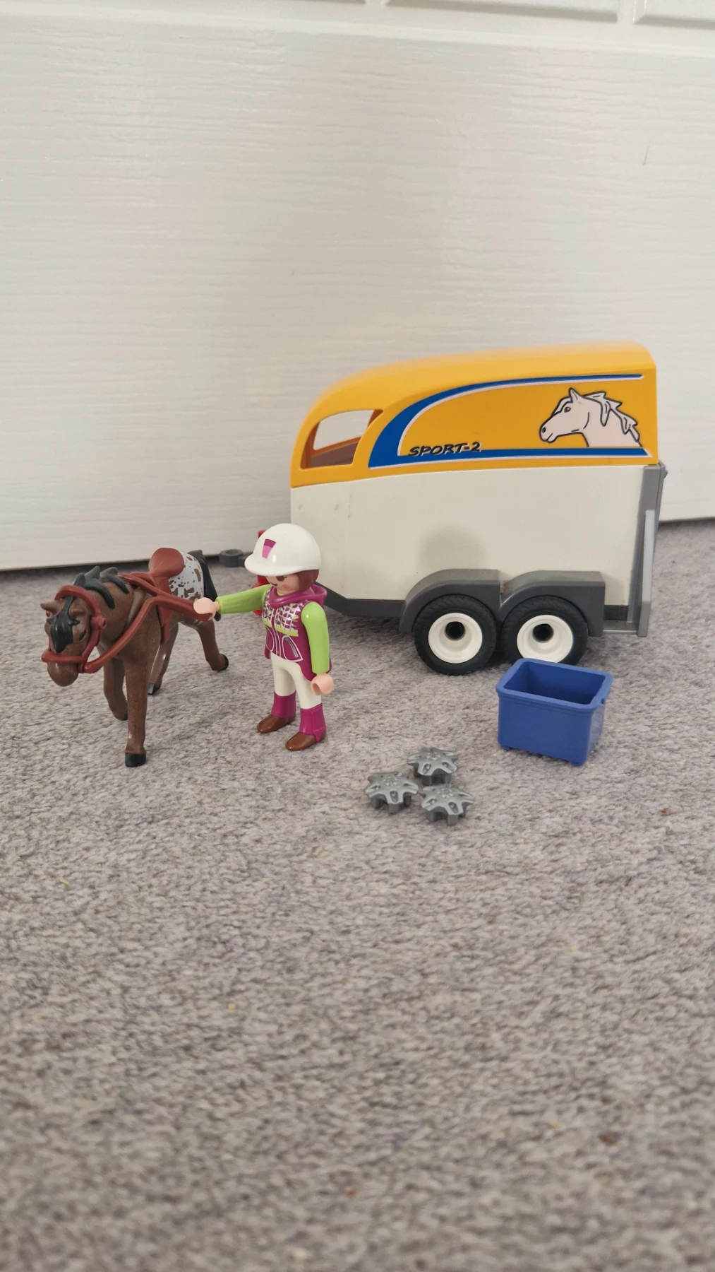 Playmobil Riding Stables SUV with Horse Trailer set 5223
