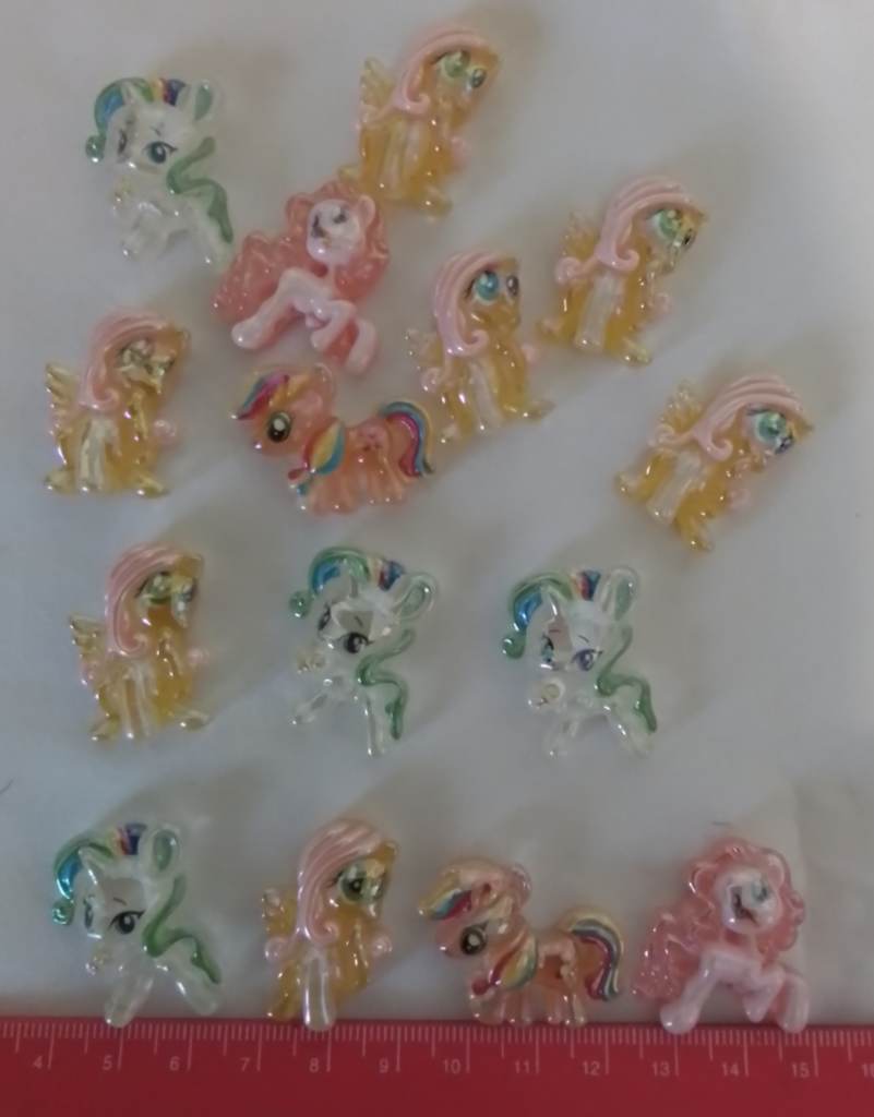 15 unicorn beads