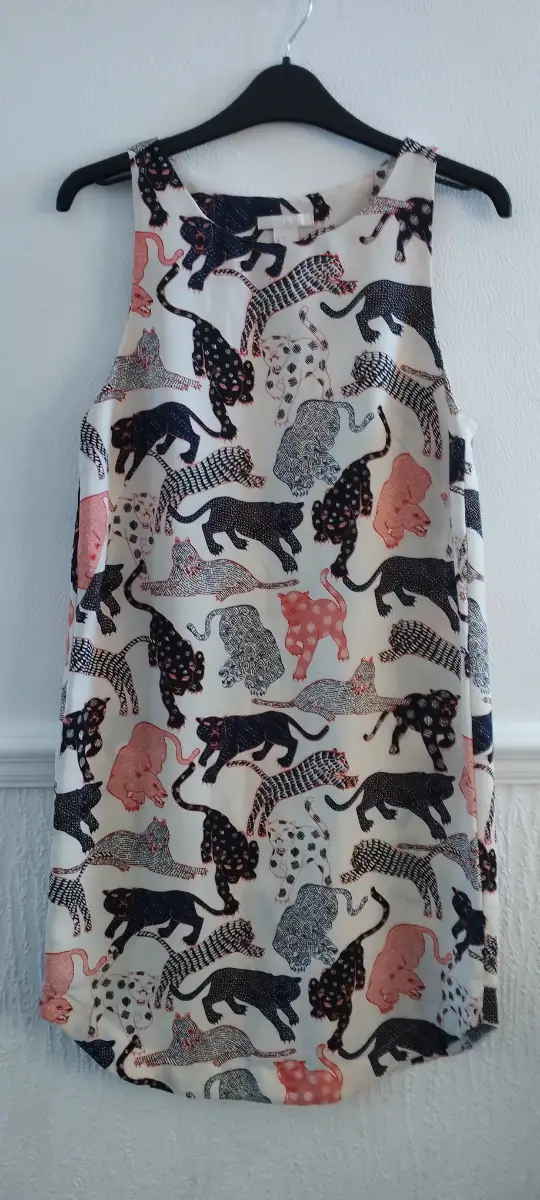 Women dress