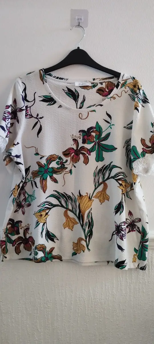 Women top Classic