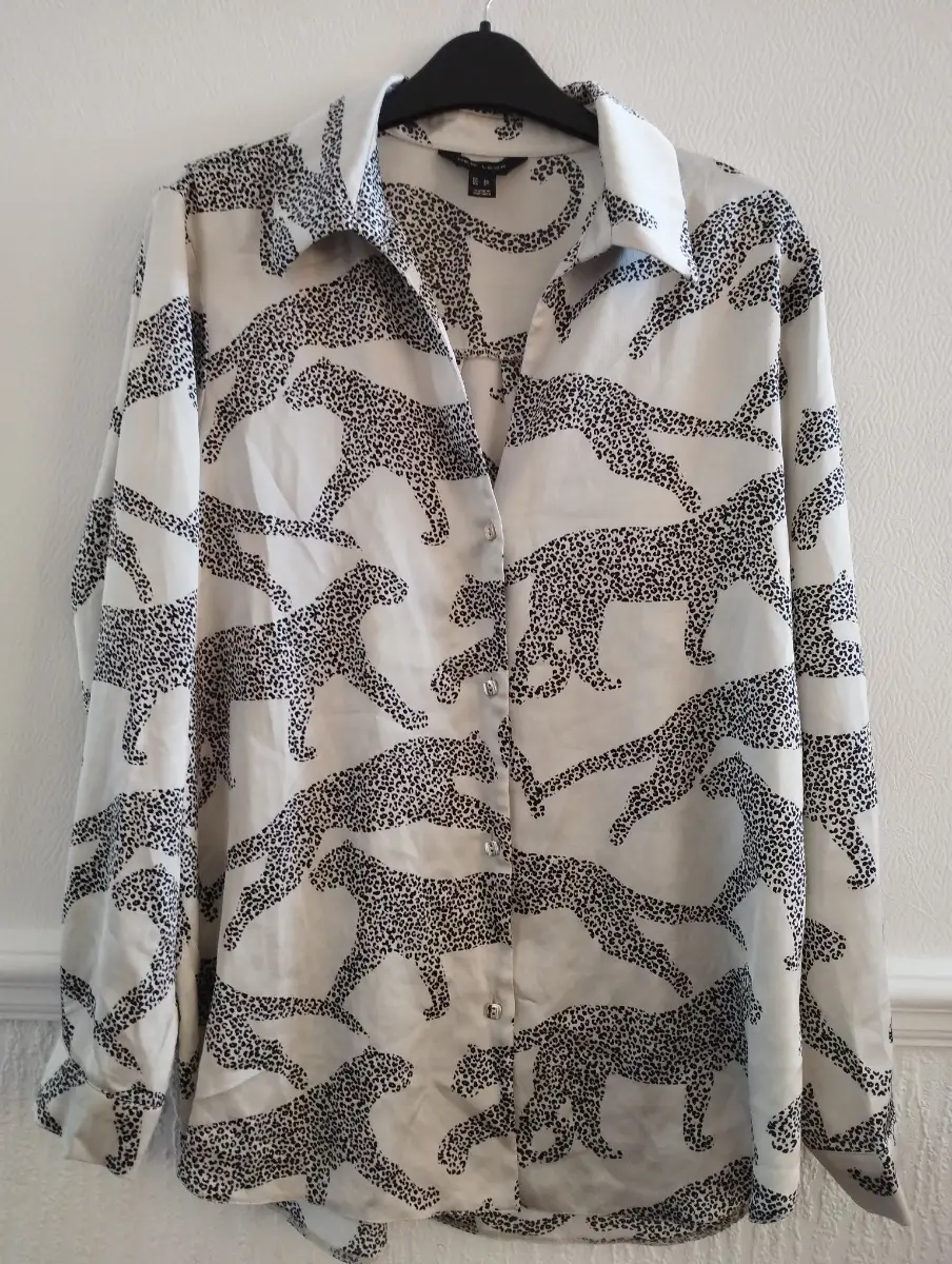 Women blouse