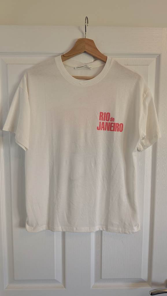 ladies pull & bear t-shirt
