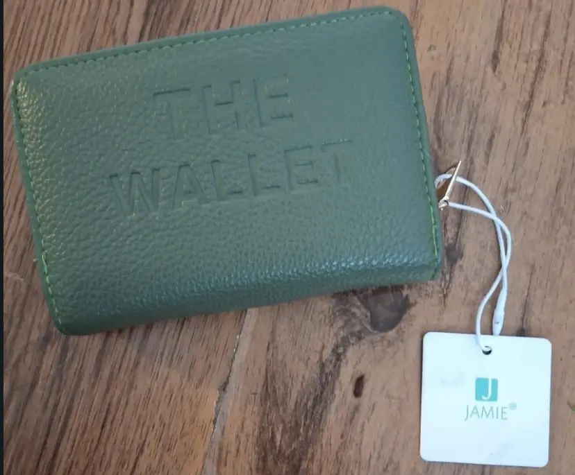 purse new with tag