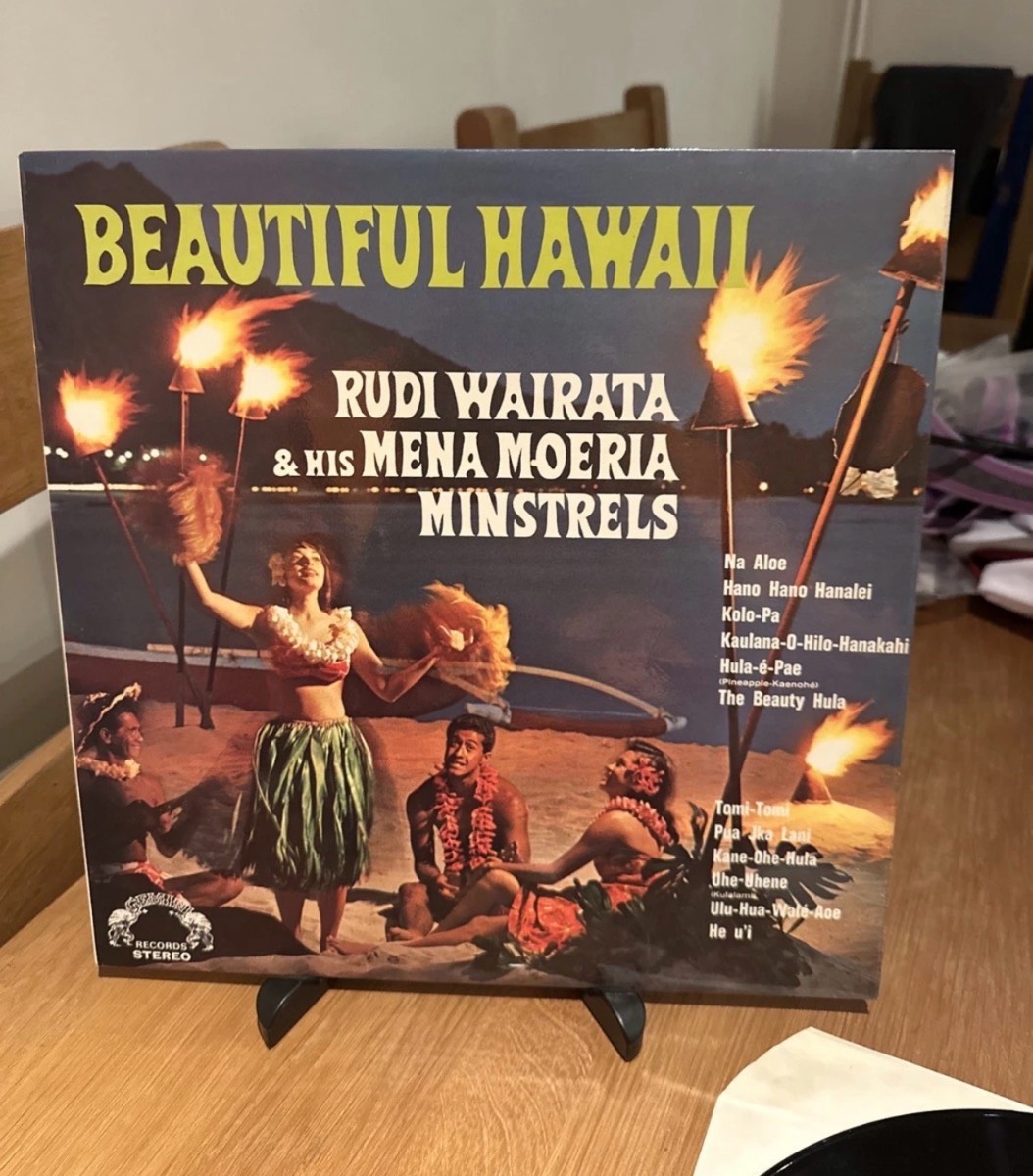 Beautiful Hawaii Rudi Wairata