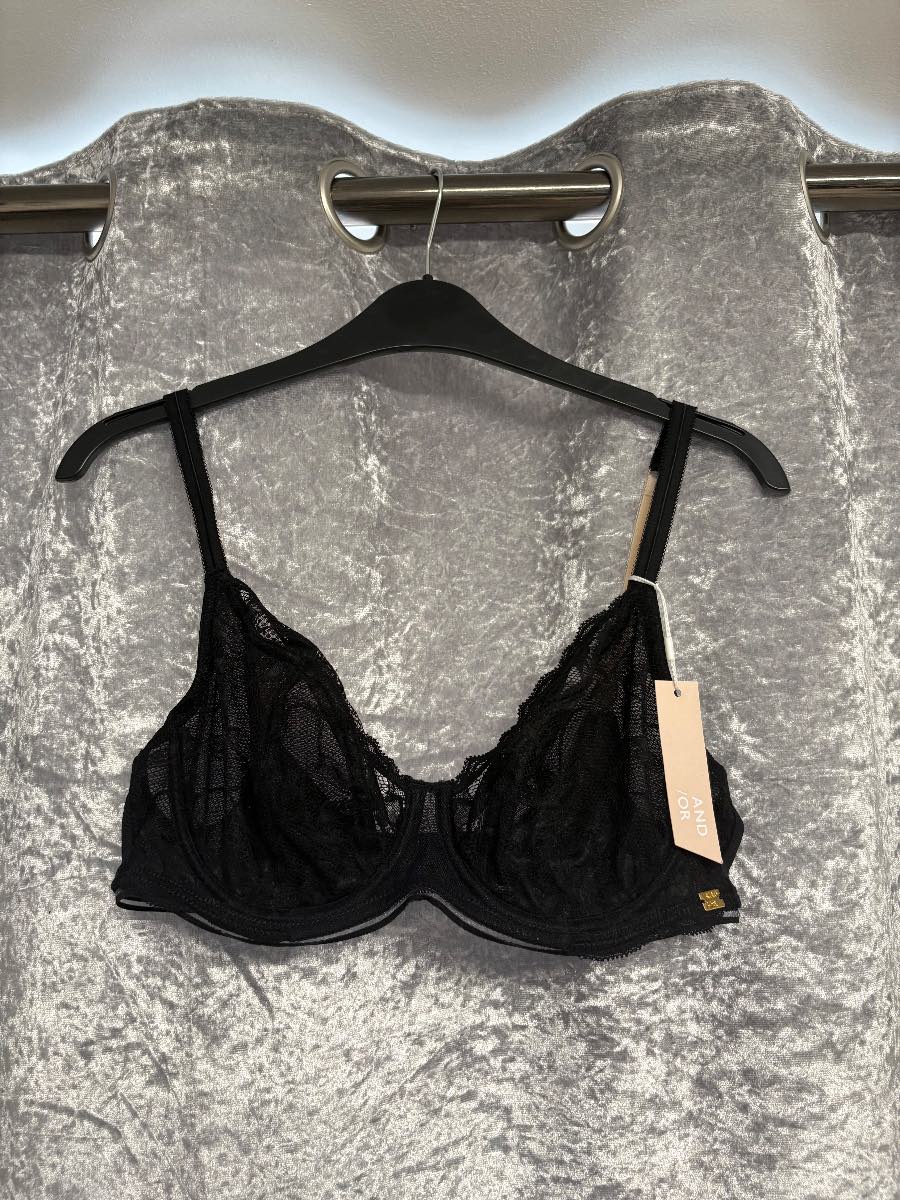 Non padded balcony bra, size 32F