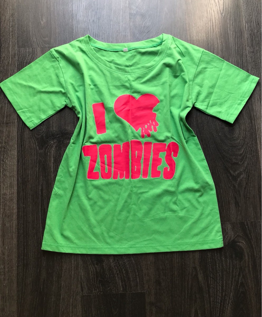 Green pink I love zombies t shirt heart Y2K emo scene 2000s goth alt gothic alternative zombie S