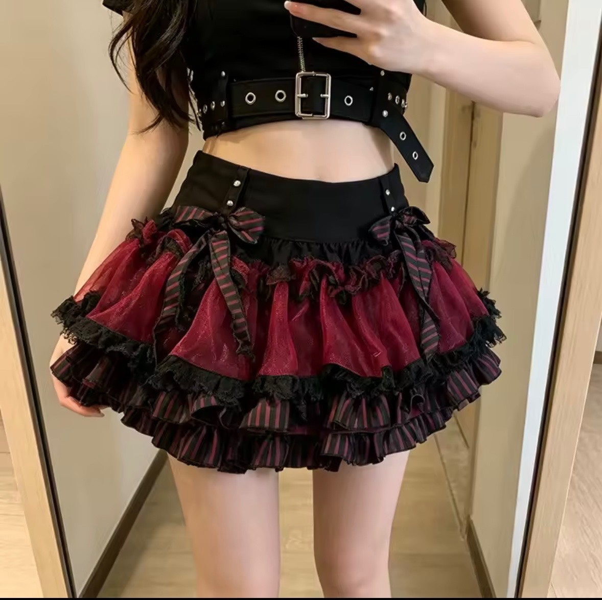 Black burgundy striped ruffle mini skirt with adjustable waistband goth alt emo stripe bows kawaii M