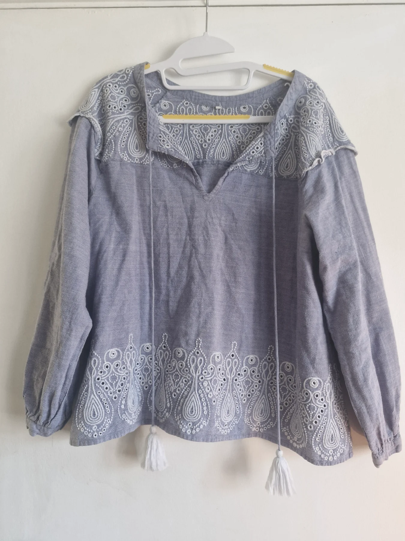 Light denim blouse size medium 12/14