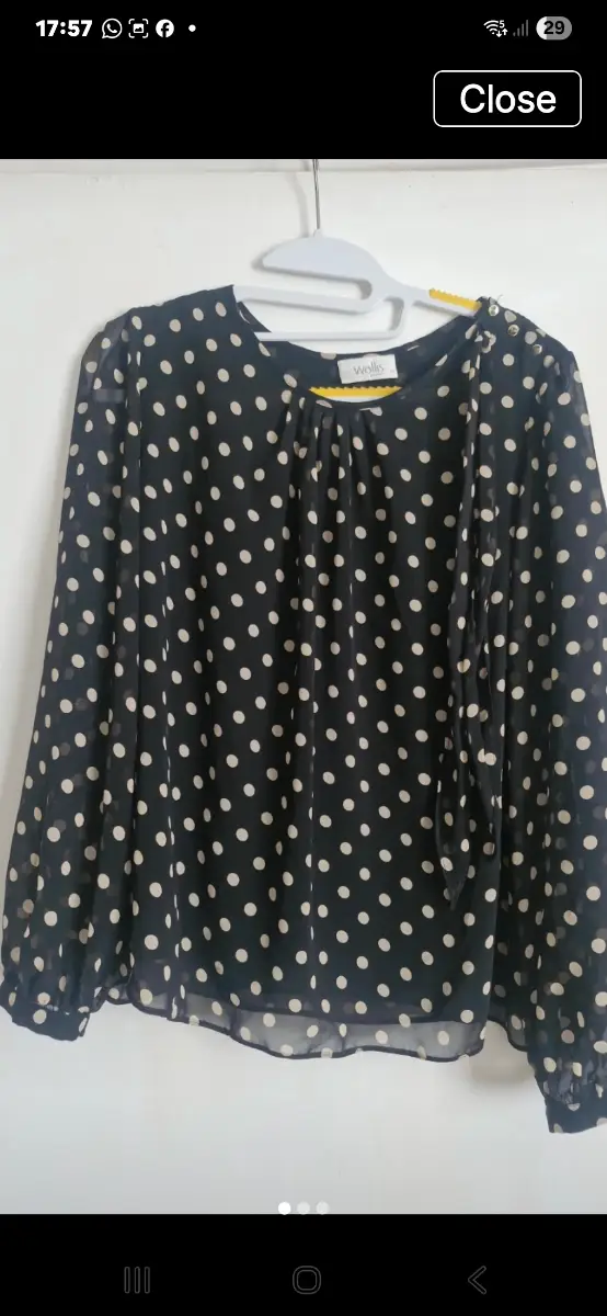 Wallis petite size 18