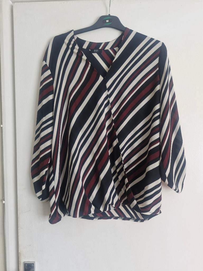 F&F wrap.blouse size 16 vgc