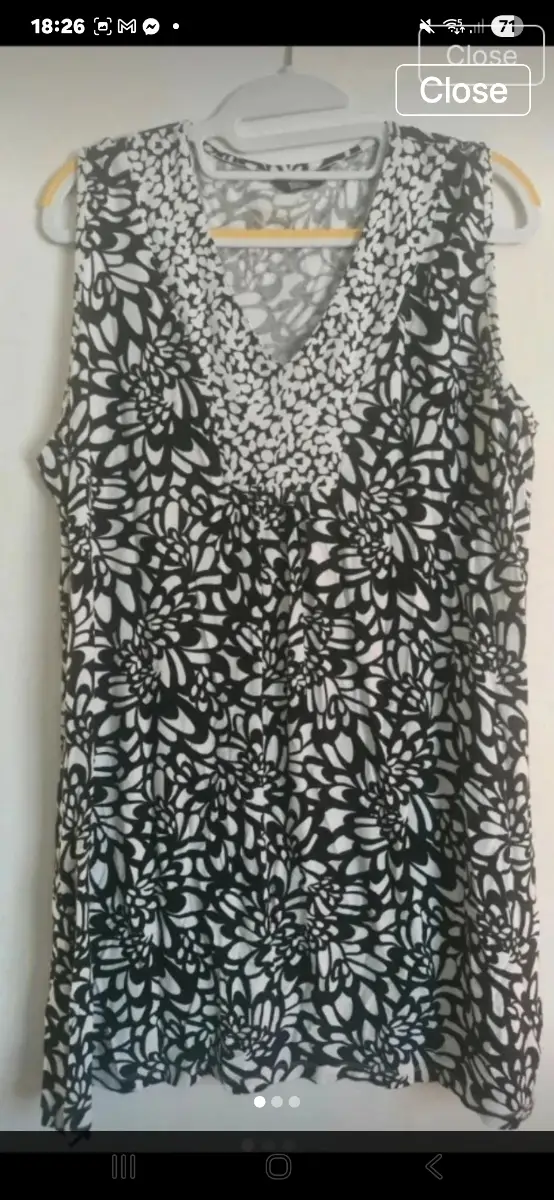 Marks and spencers vest top 16 vgc