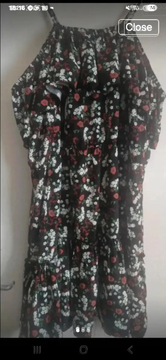 Sleeveless boohoo.top size 24 vgc