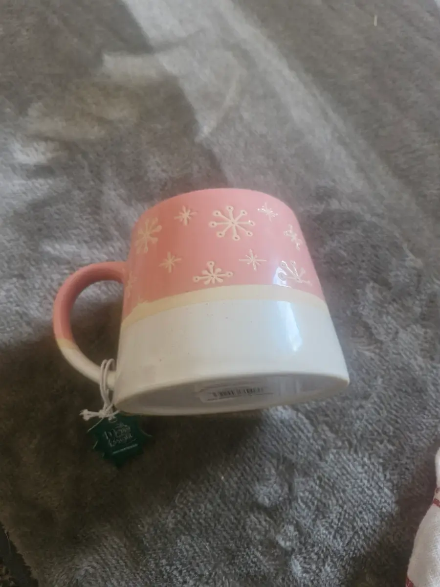 New with tags snowflake mug