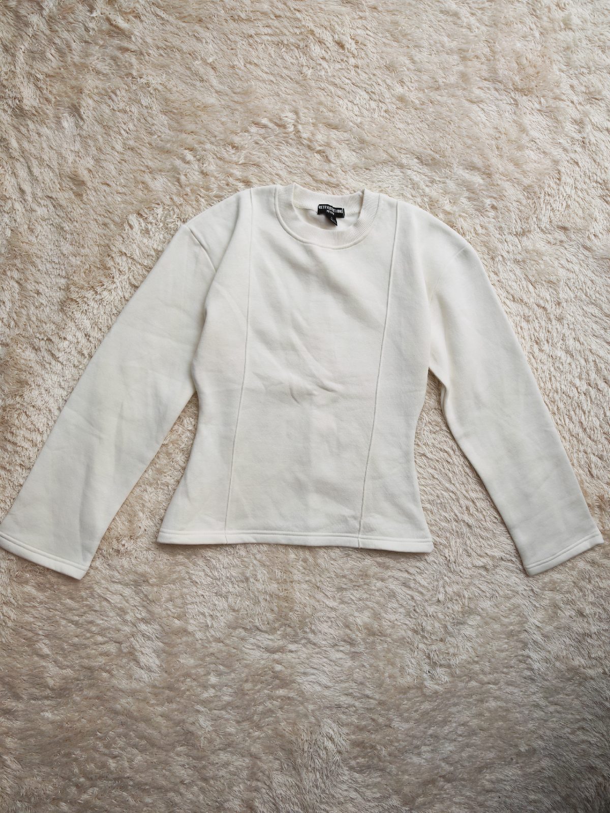 Prettylittlething white jumper size S