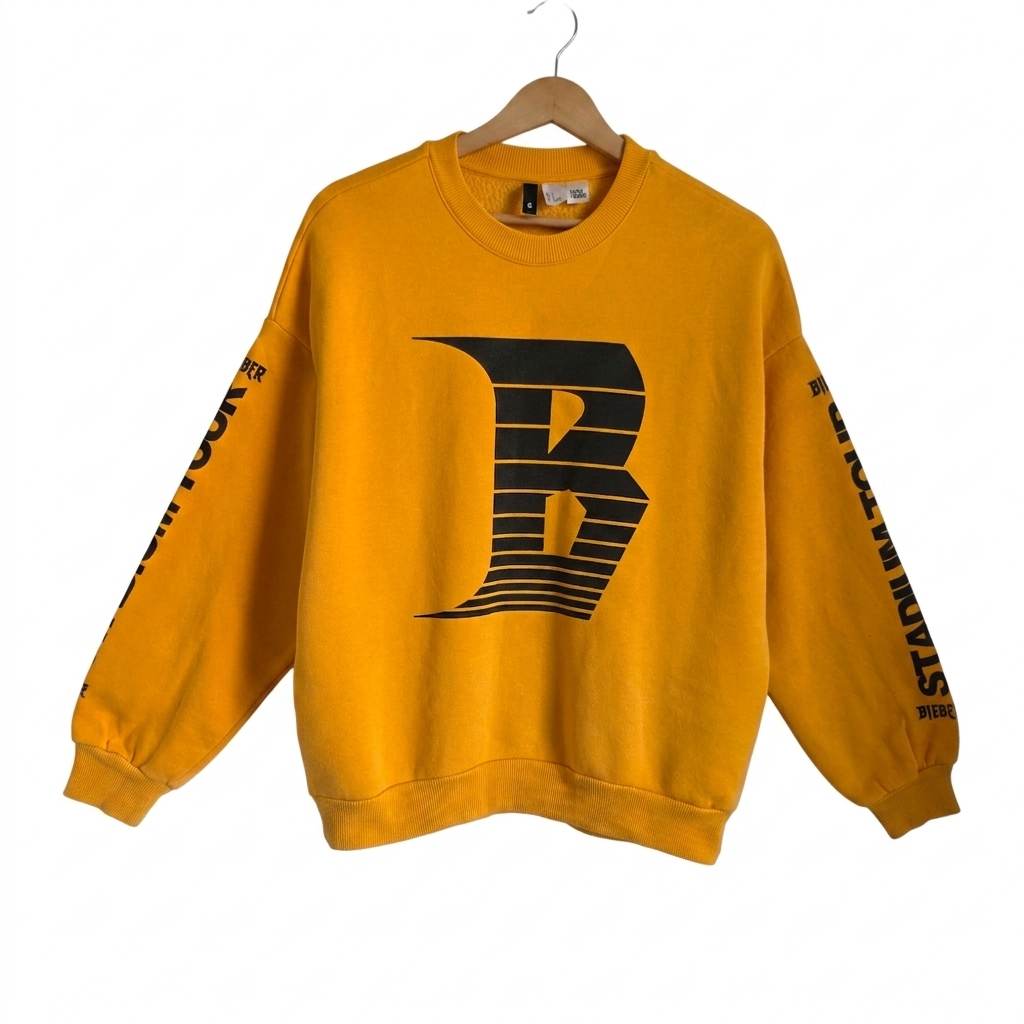 Justin Bieber Stadium Tour 2017 Yellow Sweatshirt Size S (B Graphic Logo) hm collaboration