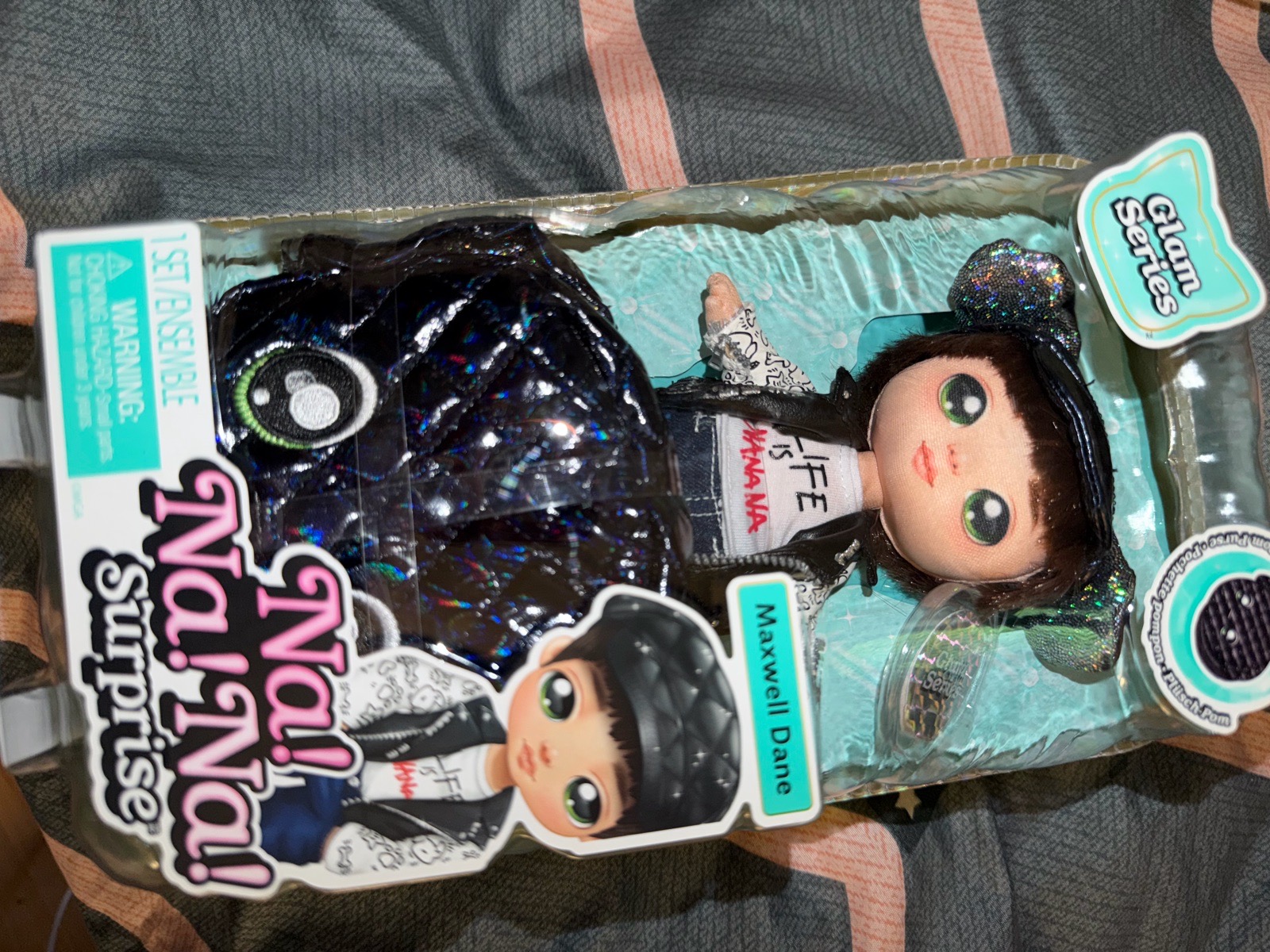 Nah nah nah surprise doll