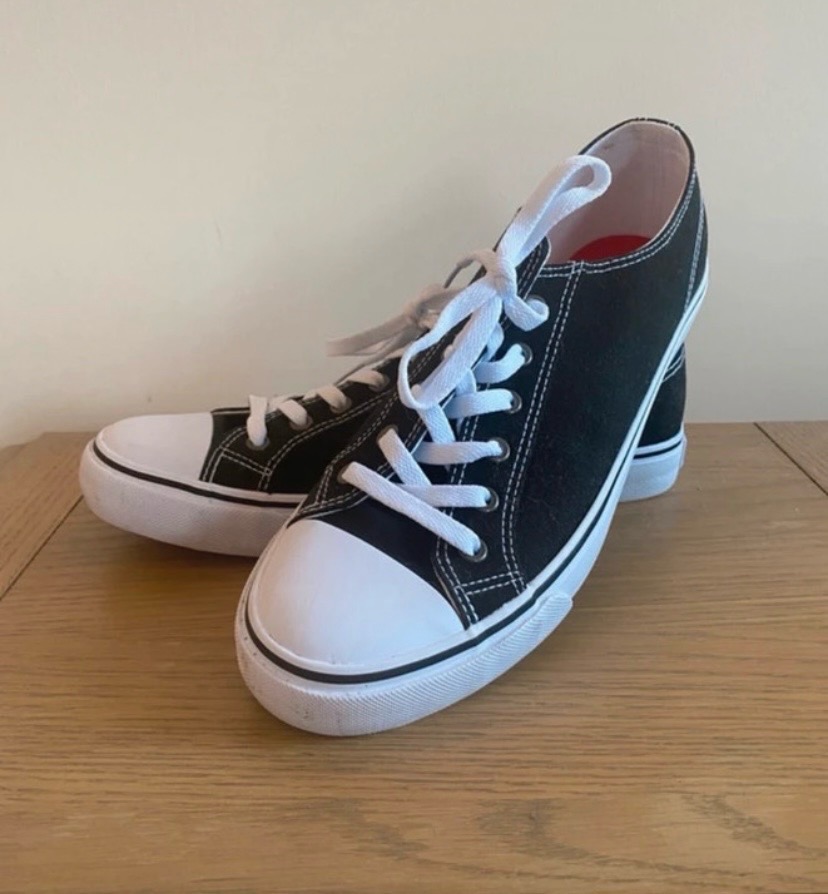 Men’s sneakers trainers Marvel size 9