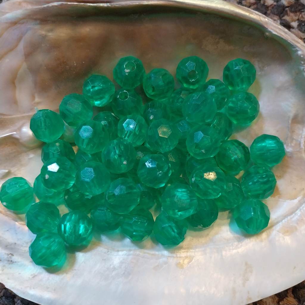Approx 50 x 12mm Green beads