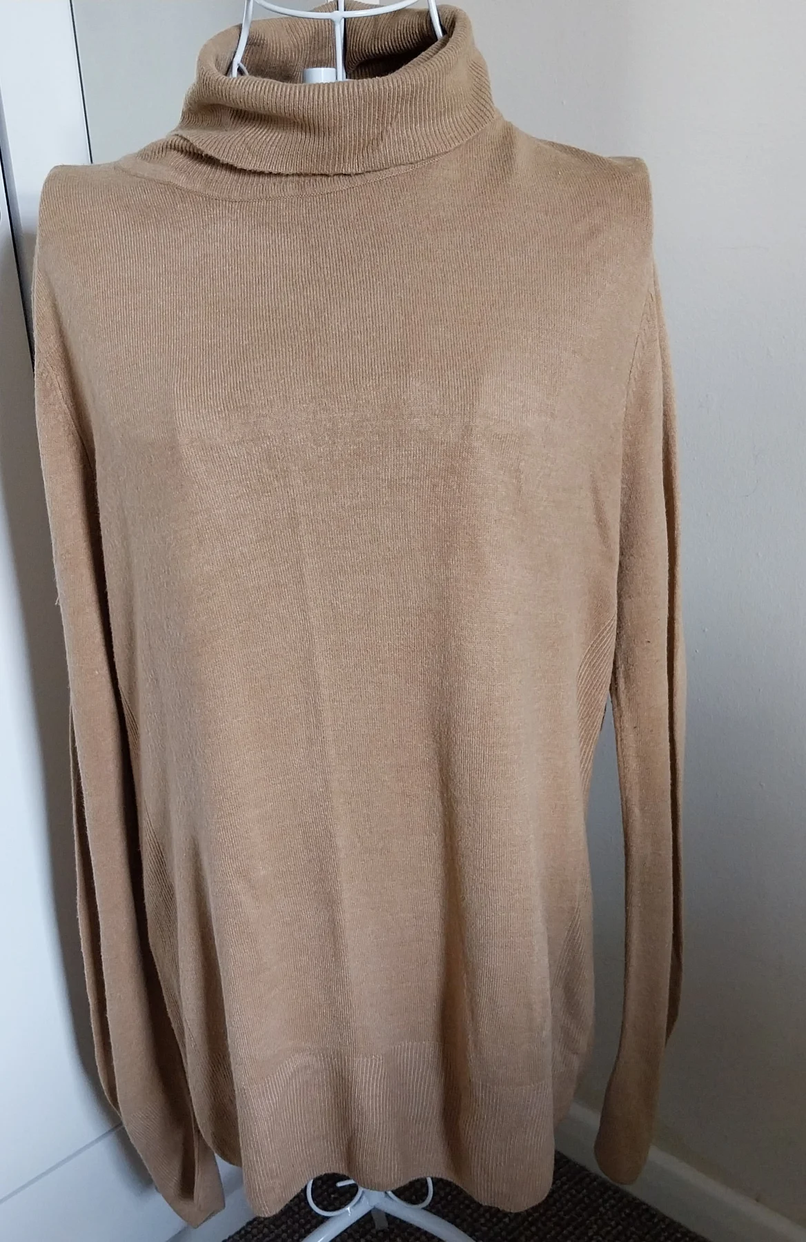 Polo necked jumper