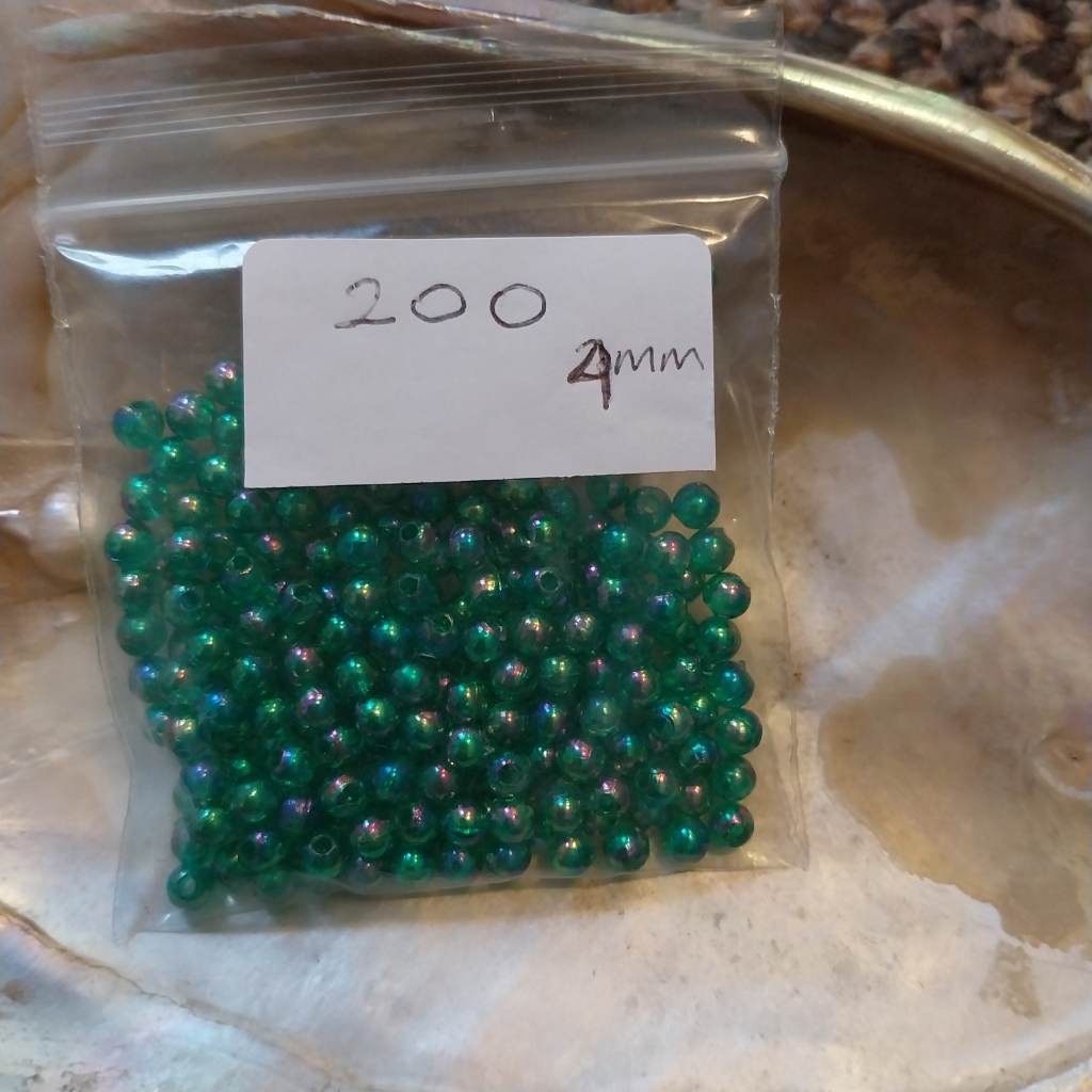 Approx 200 4mm iridescent green beads