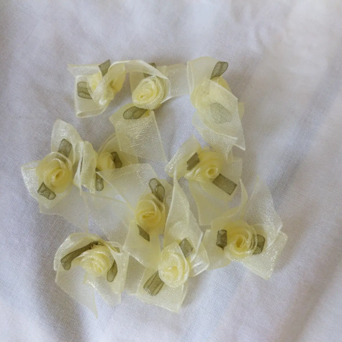 Yellow rose bows x 10