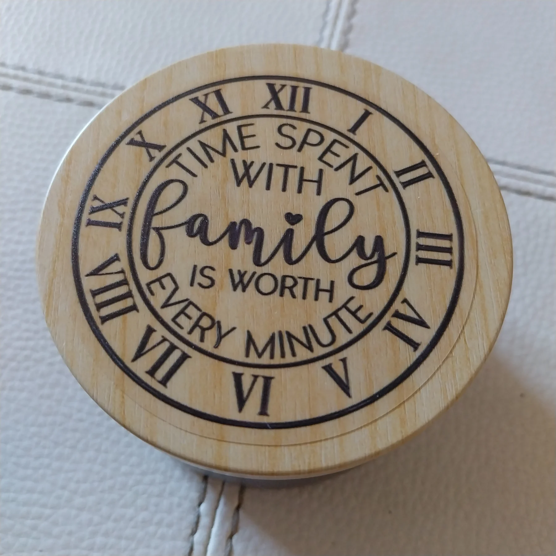 Black metal tin with bamboo lid Family