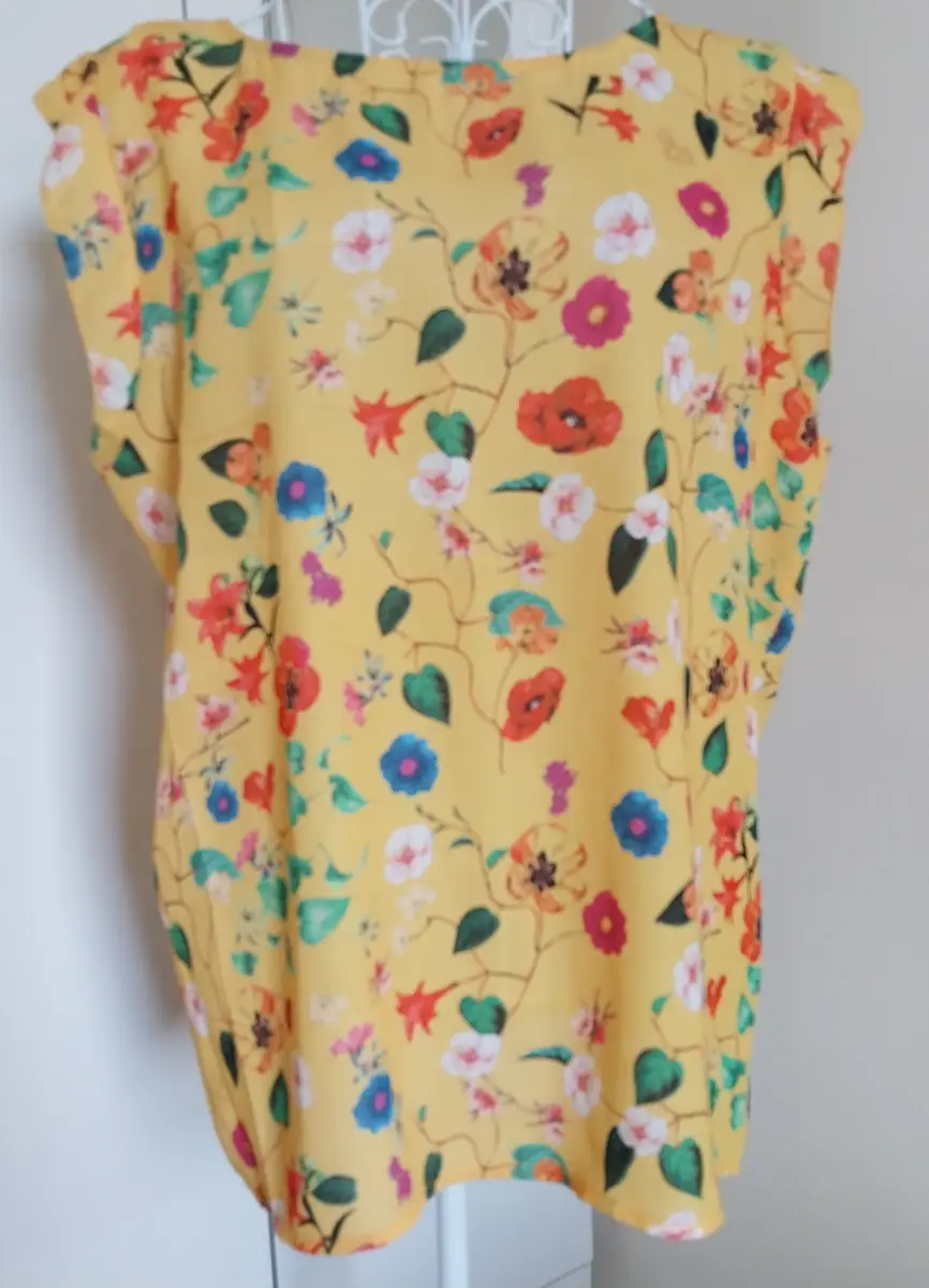Yellow floral suntop