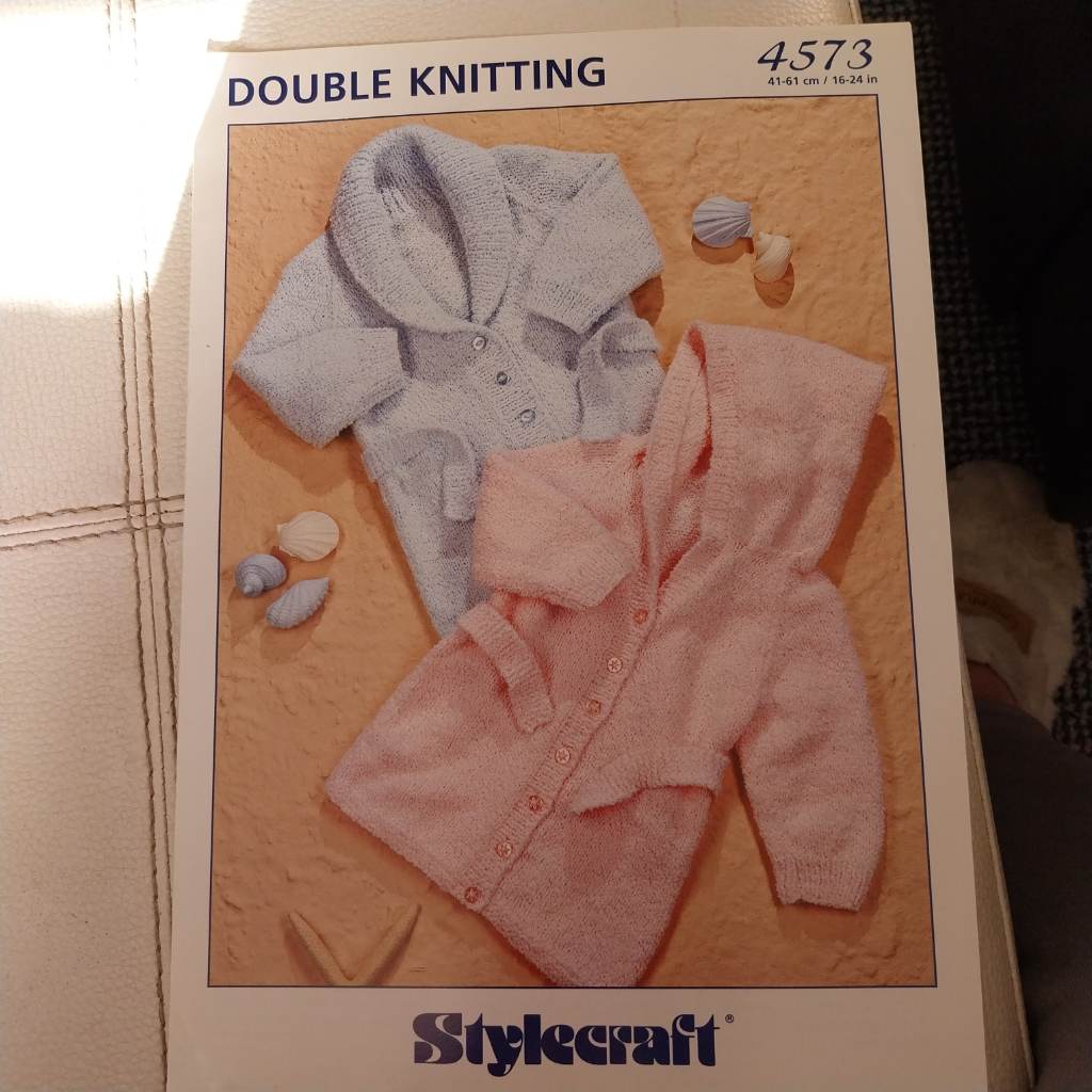 Double knitting pattern for robes