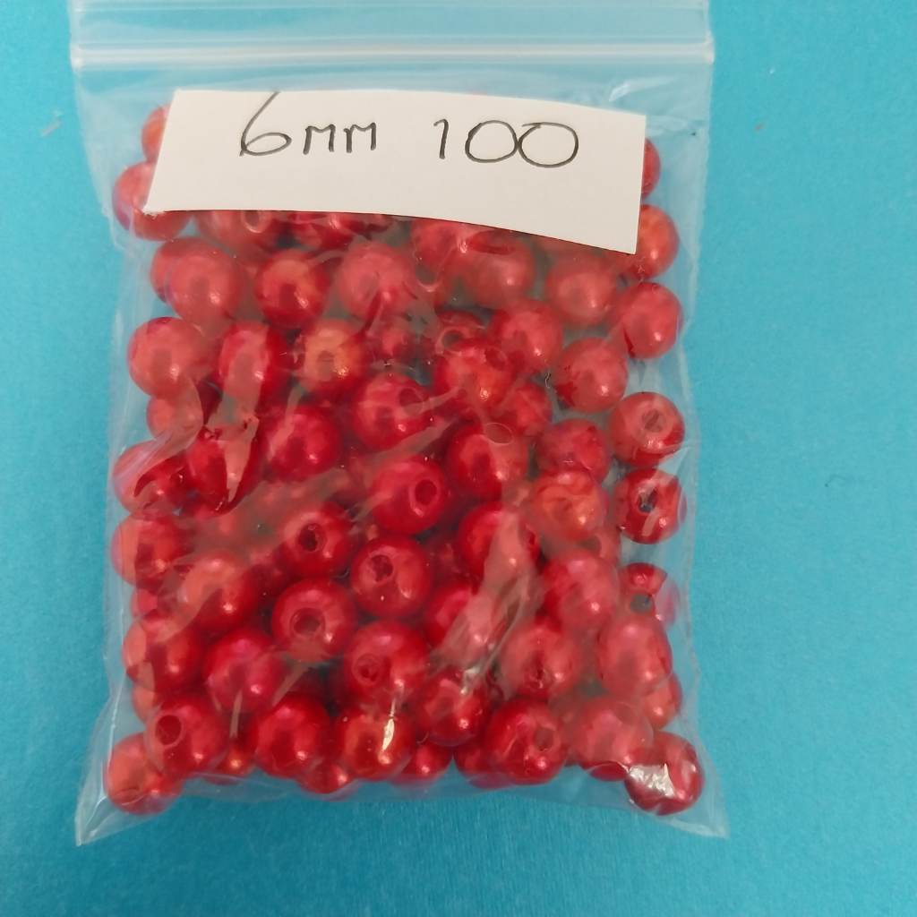 Approx 100 x 6mm red beads