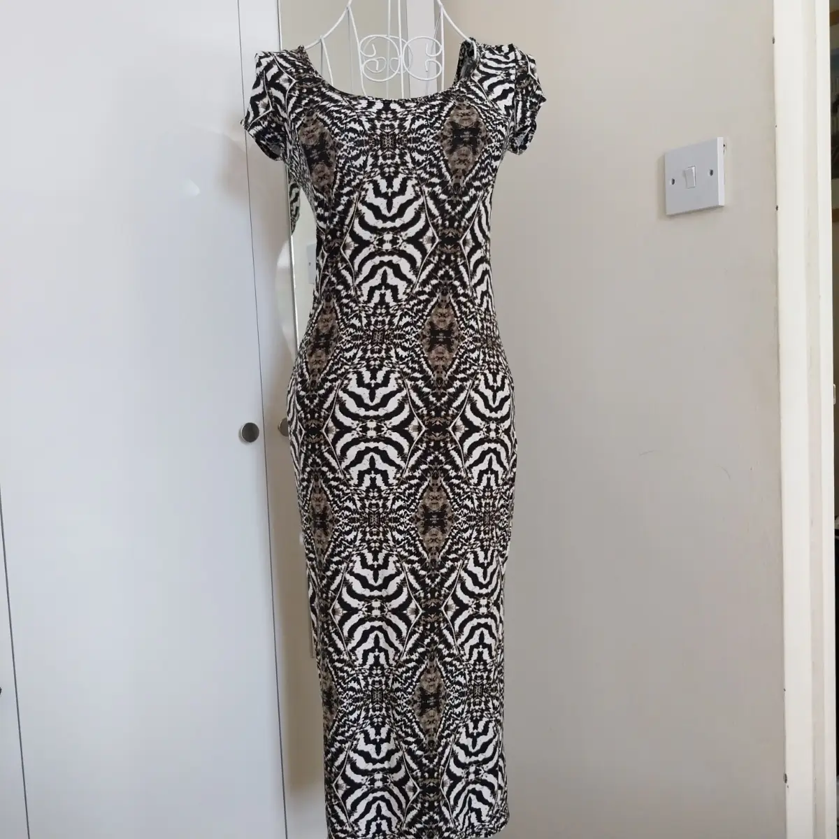 Wallis cap sleeved dress