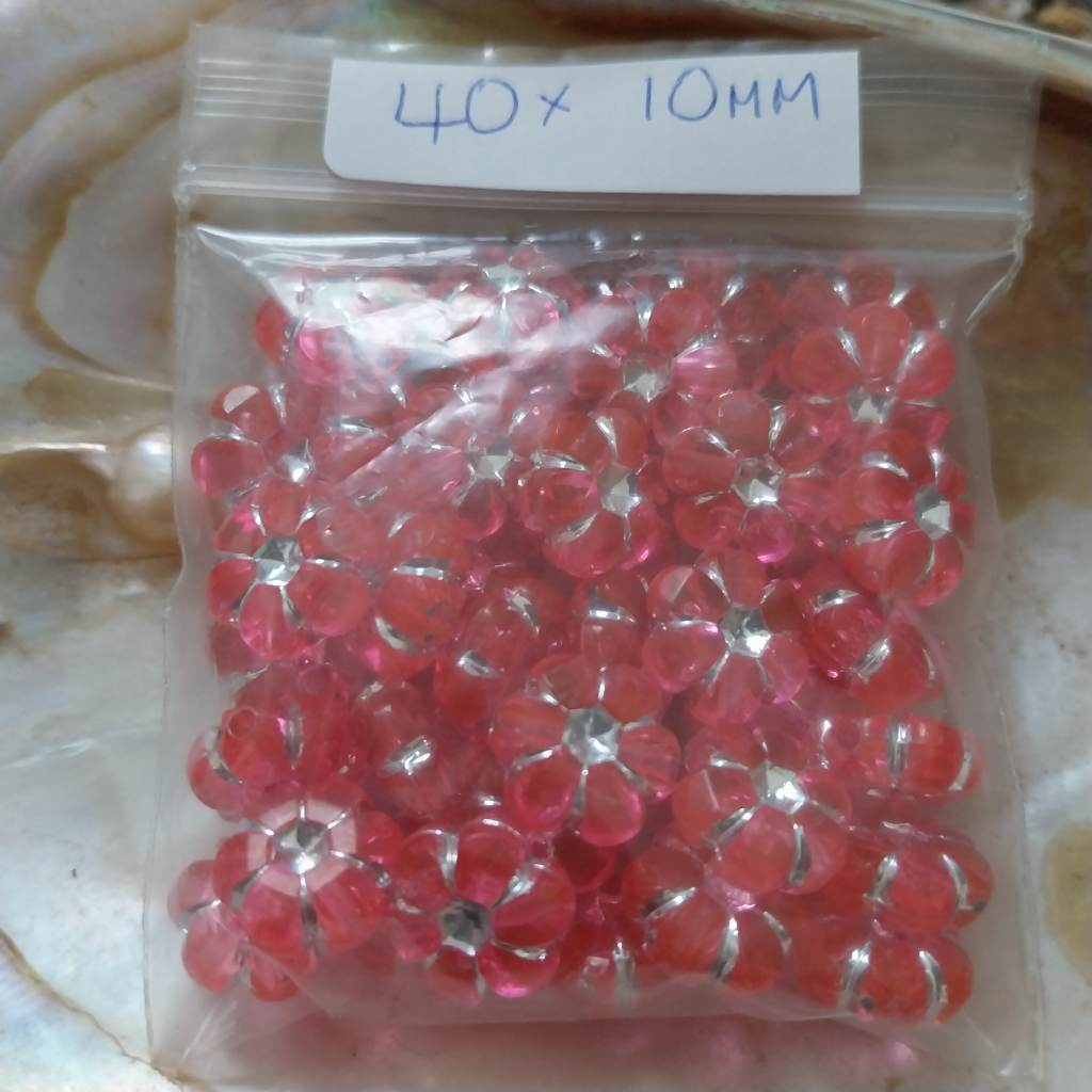 40 x 10mm pink and silver coloured beads