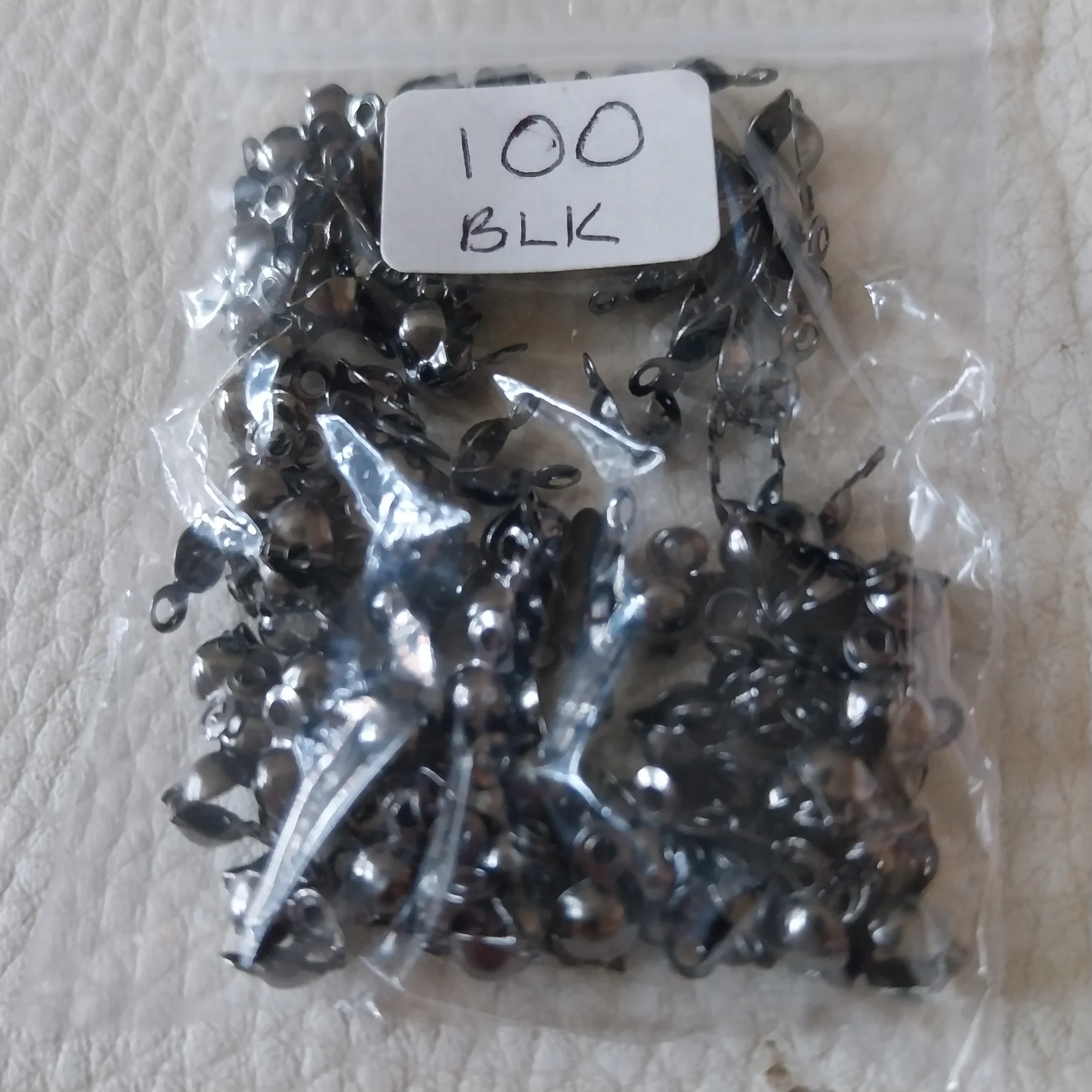 Necklace/ Bracelet connectors Black coloured