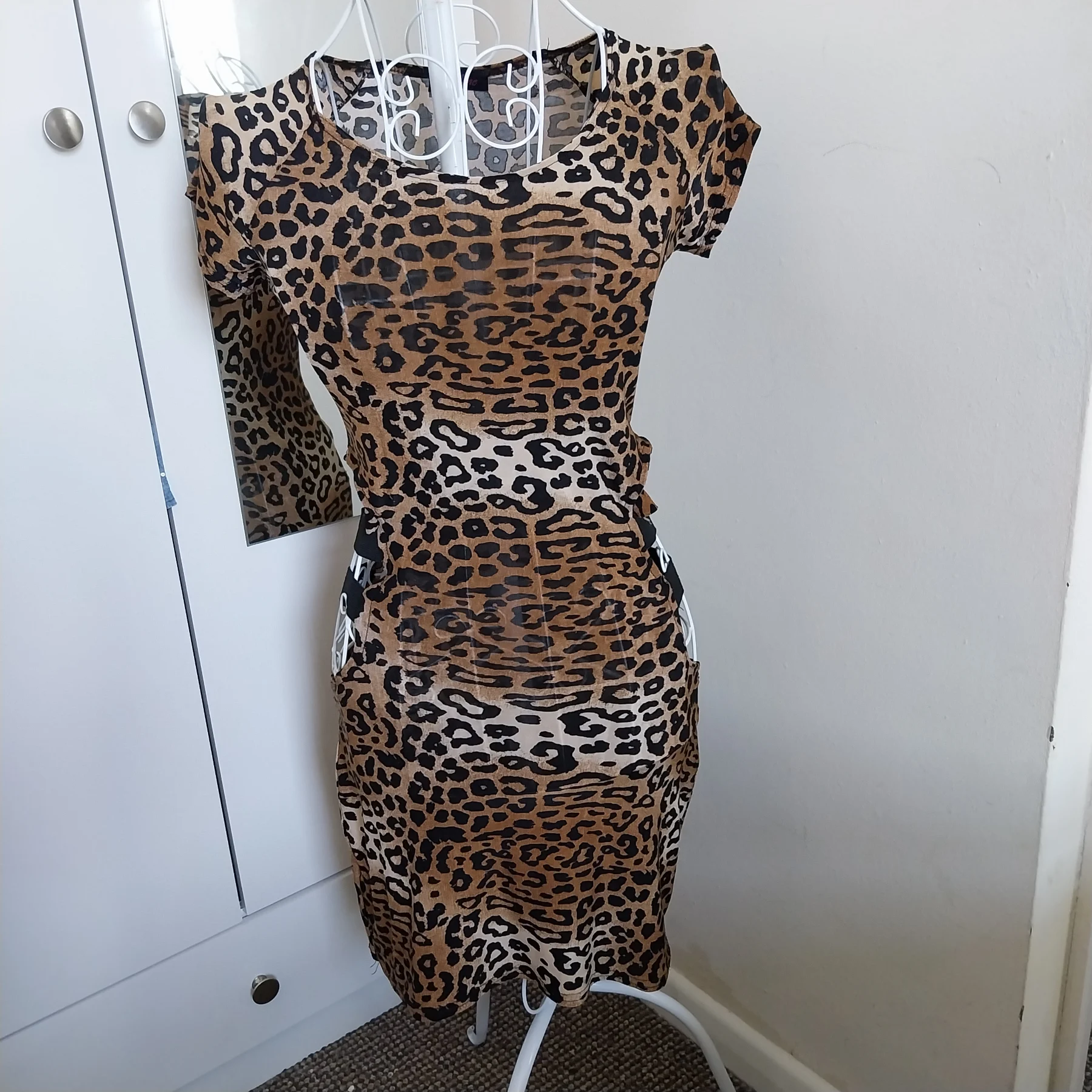 Leopard print dress with side splits