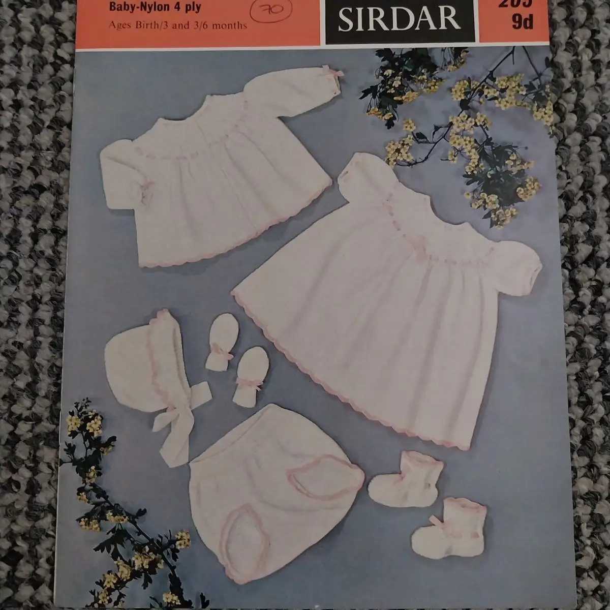 Knitting pattern for dress and accessories number 205